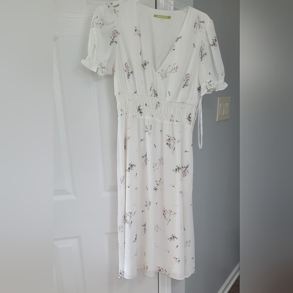 Gianni Bini Floral White Maxi Dress